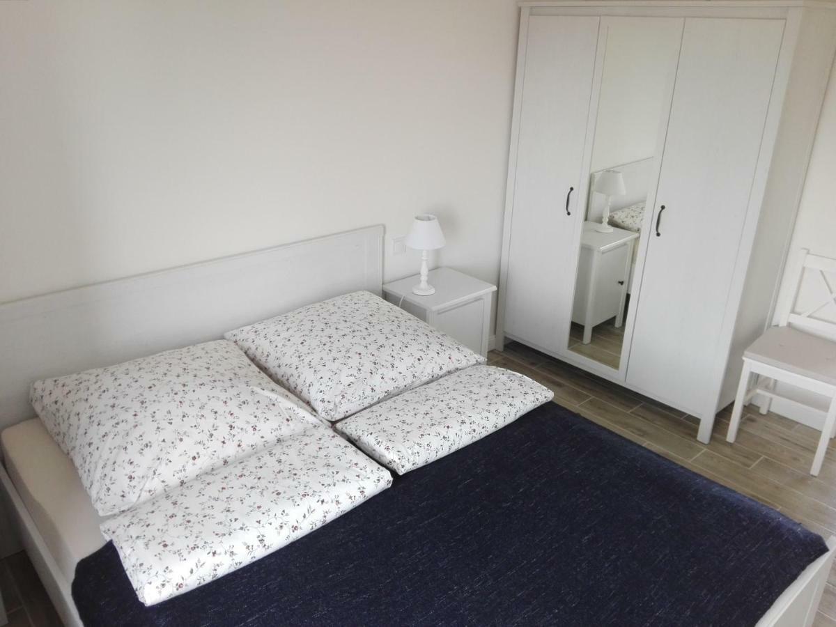 מדולין Apartment Rosenberg מראה חיצוני תמונה