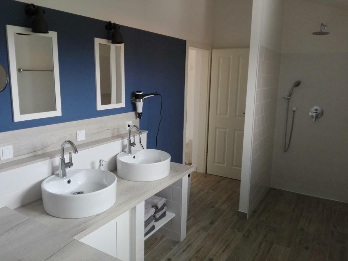 מדולין Apartment Rosenberg מראה חיצוני תמונה